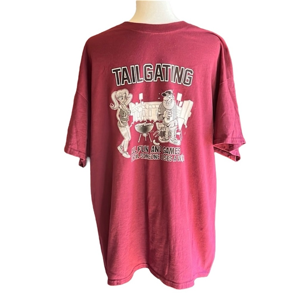 Gildan Dry Blend Humorous Tailgating Graphic Print T-Shirt Size XL